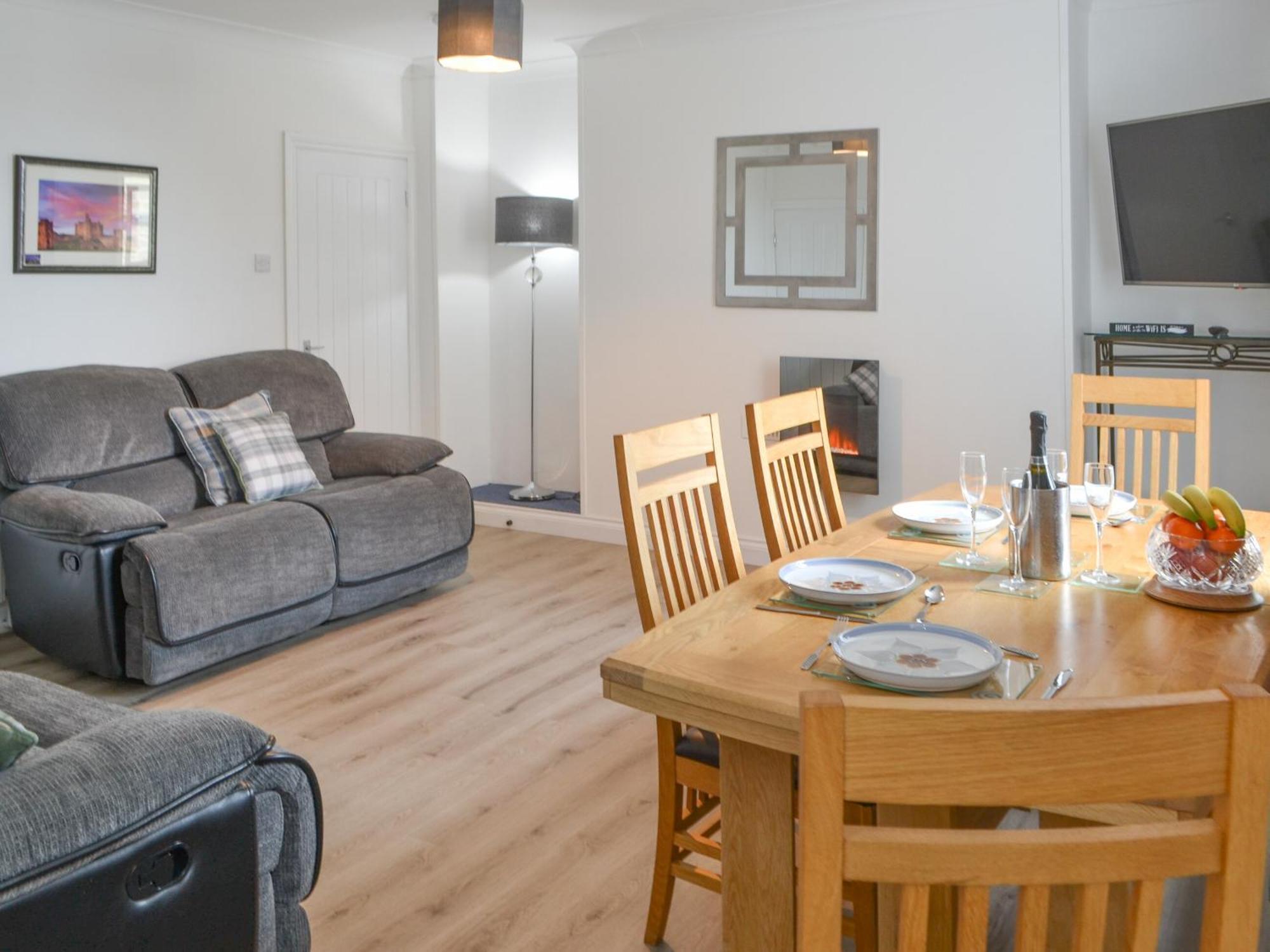 Gloster House Holiday home